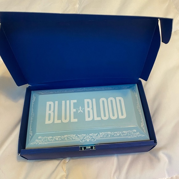 Jeffree Star Blue Blood Palette Eyeshadow - Picture 5 of 7